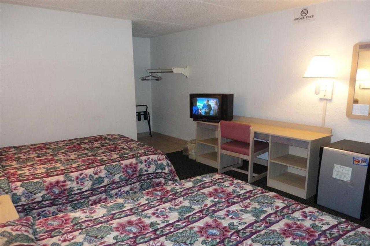 Americas Best Value Inn Battle Creek Zimmer foto